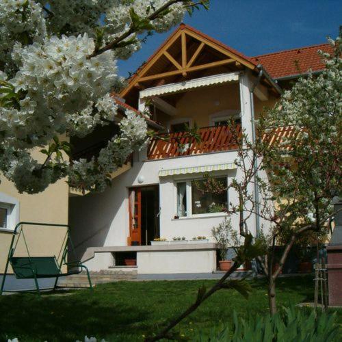 Madach Apartment Hévíz Exterior foto