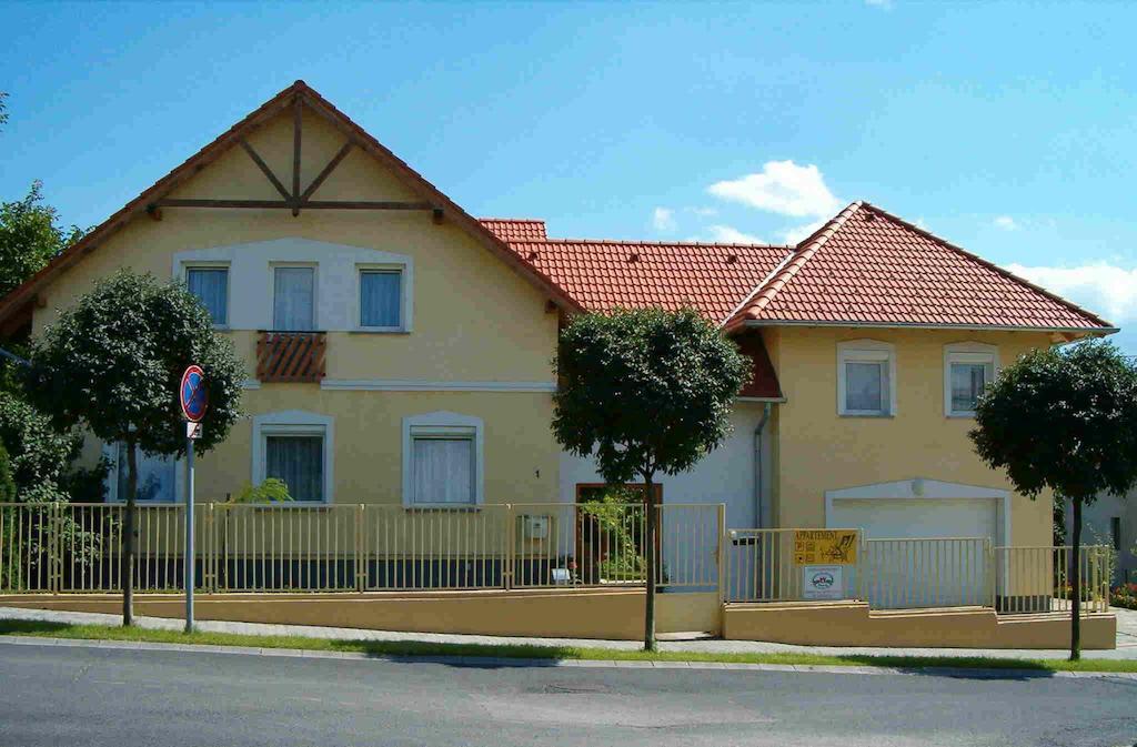 Madach Apartment Hévíz Exterior foto
