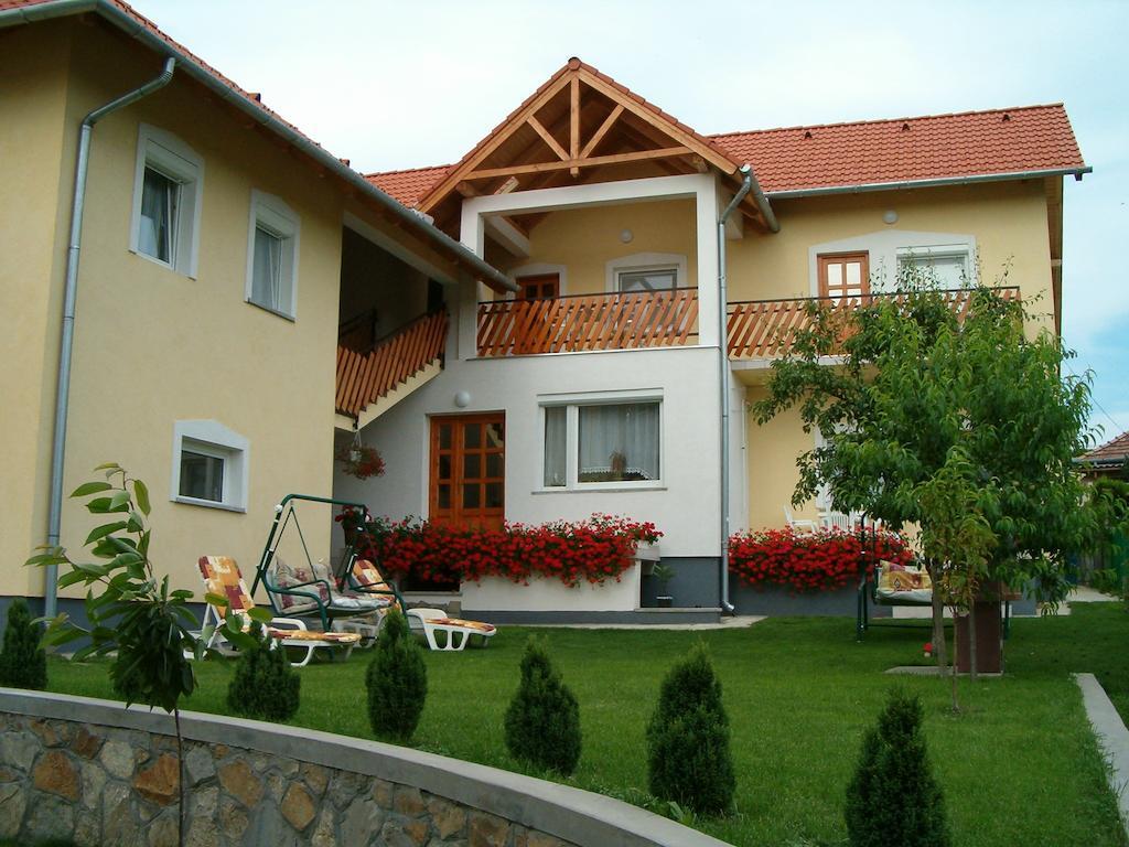 Madach Apartment Hévíz Exterior foto